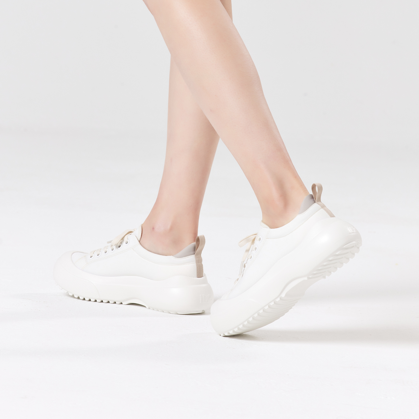B1001 footwear photo 14