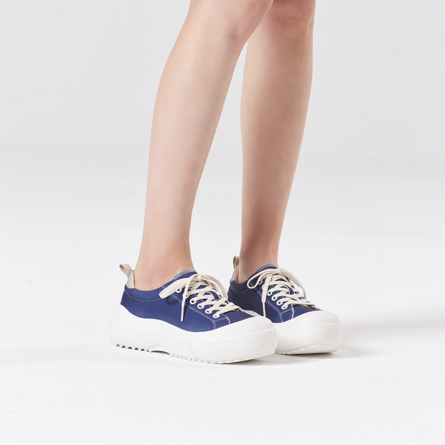 B1001 footwear photo 26