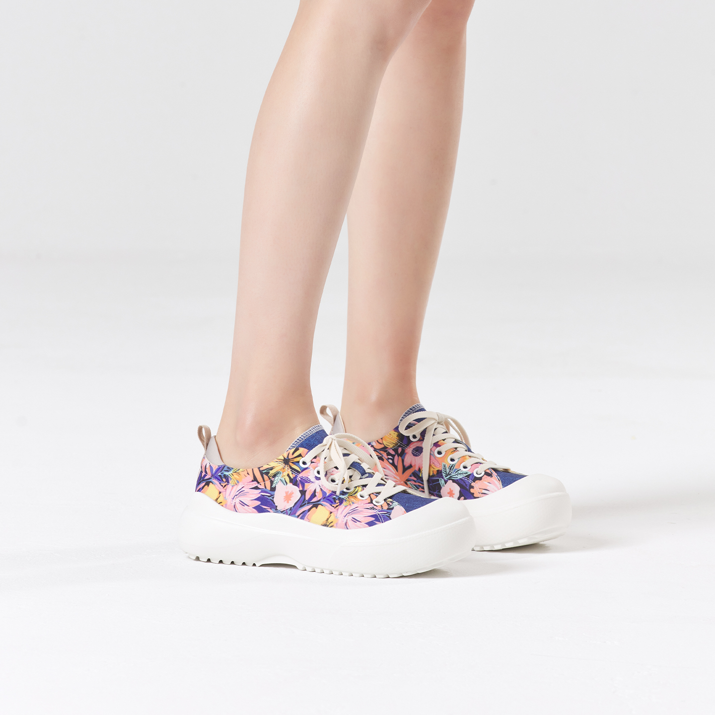 B1001 footwear photo 5