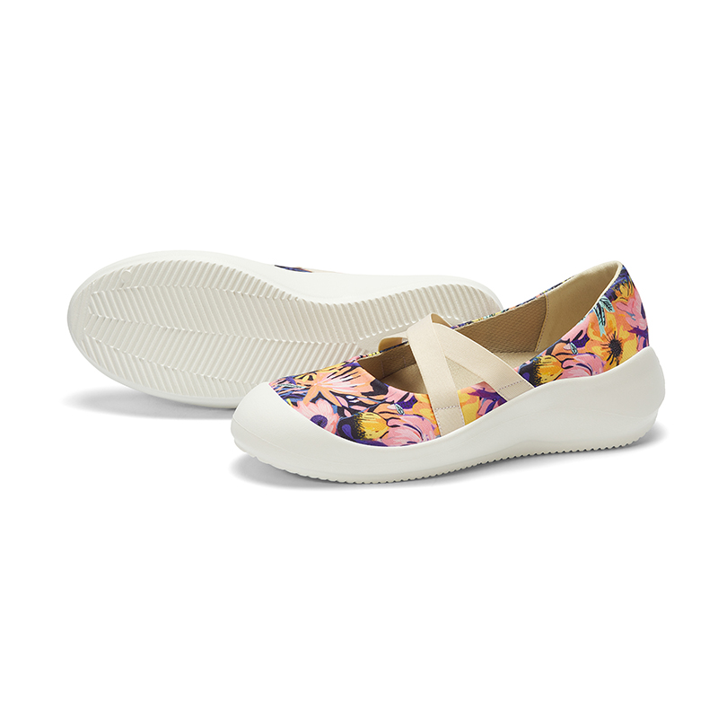 B1004 footwear photo 10