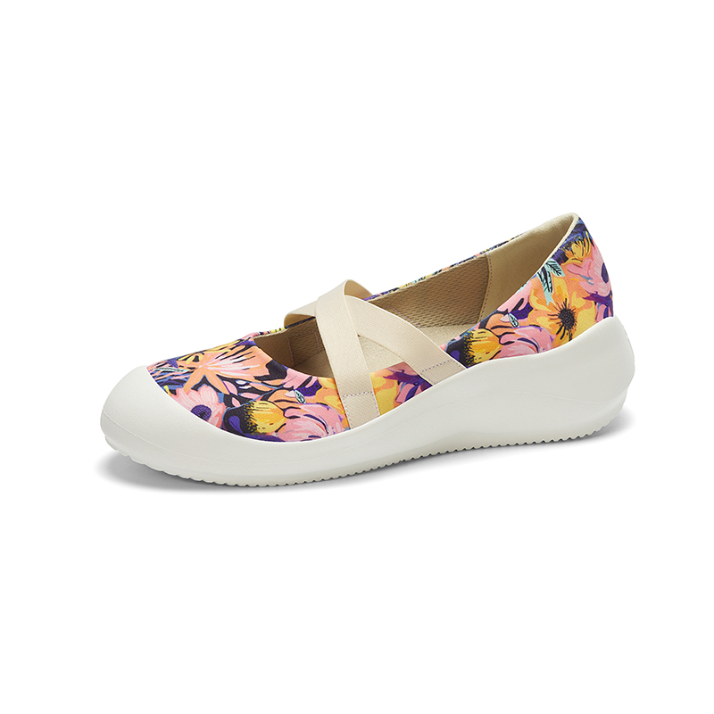 B1004 footwear photo 9