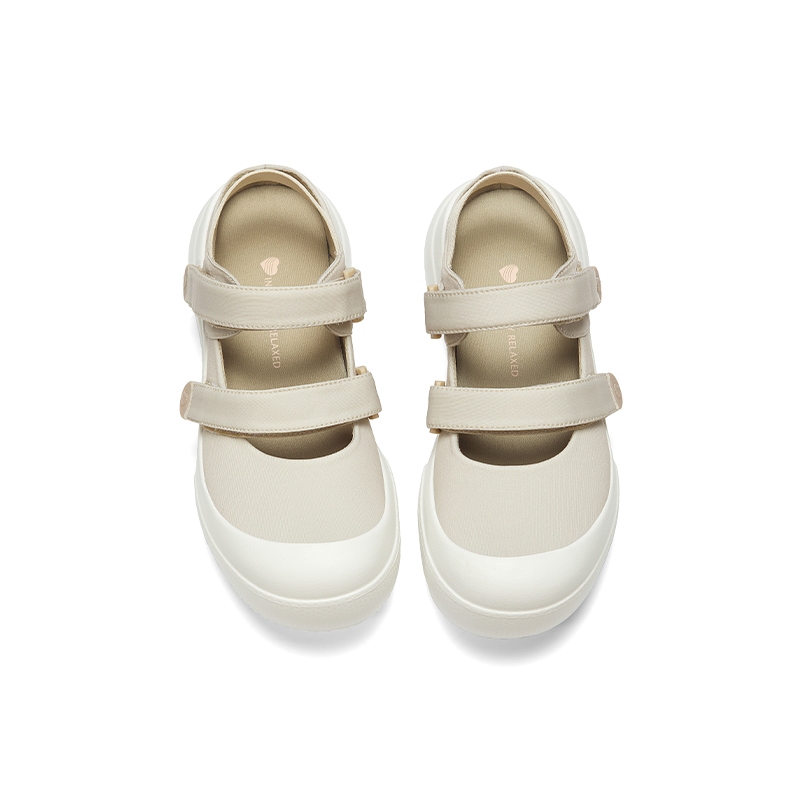 B1007 footwear photo 15
