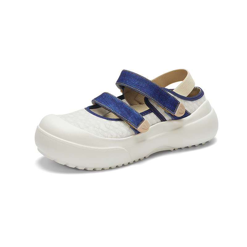 B1008 footwear photo 2