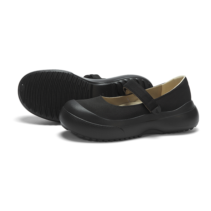 B1009 footwear photo 17