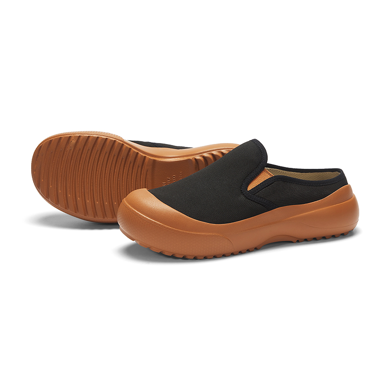 B1011 footwear photo 17