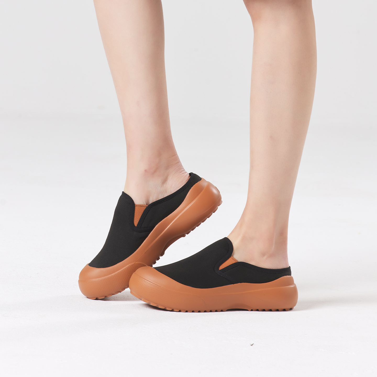 B1011 footwear photo 21