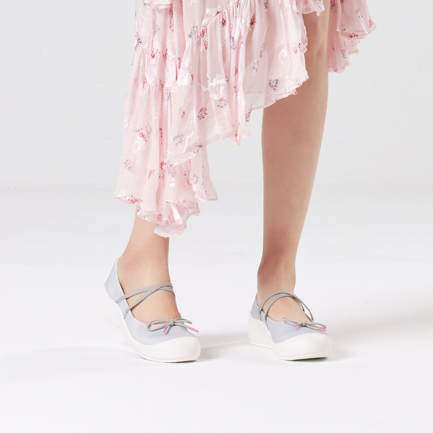 B1012 footwear photo 19