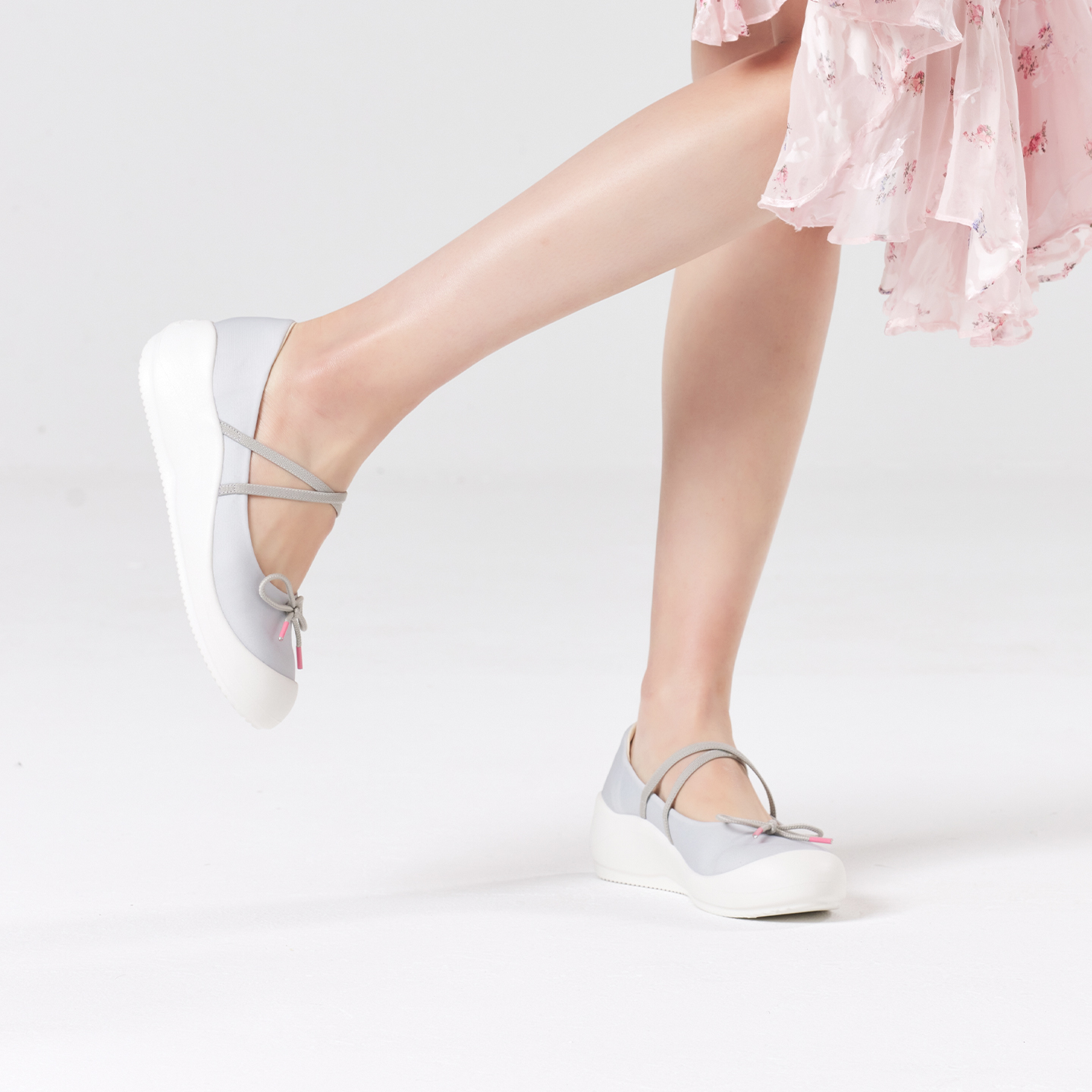 B1012 footwear photo 21