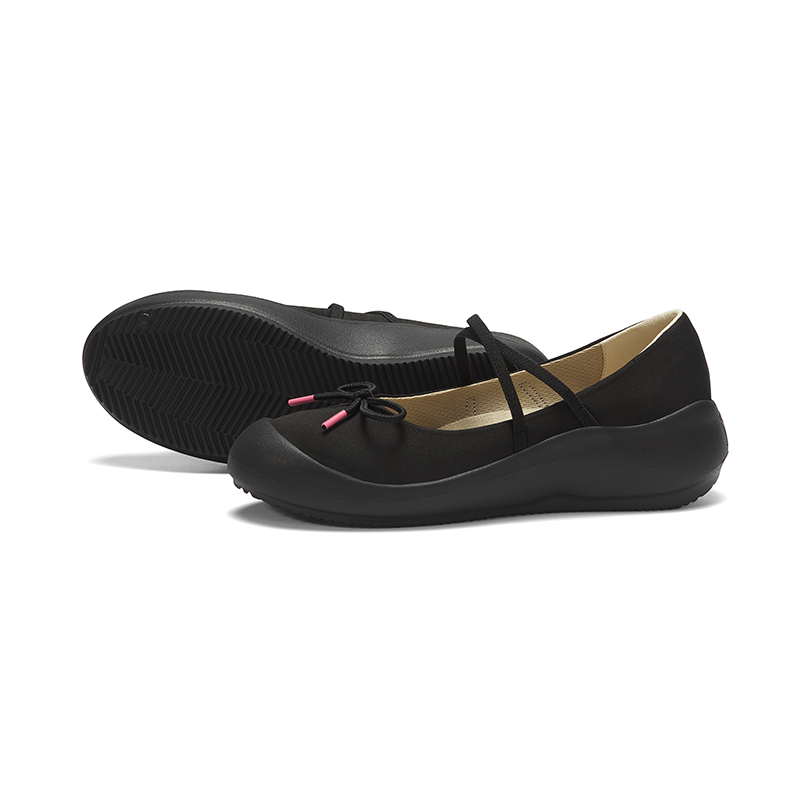 B1012 footwear photo 3
