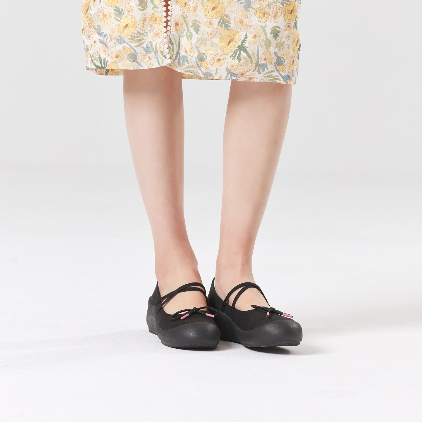 B1012 footwear photo 6