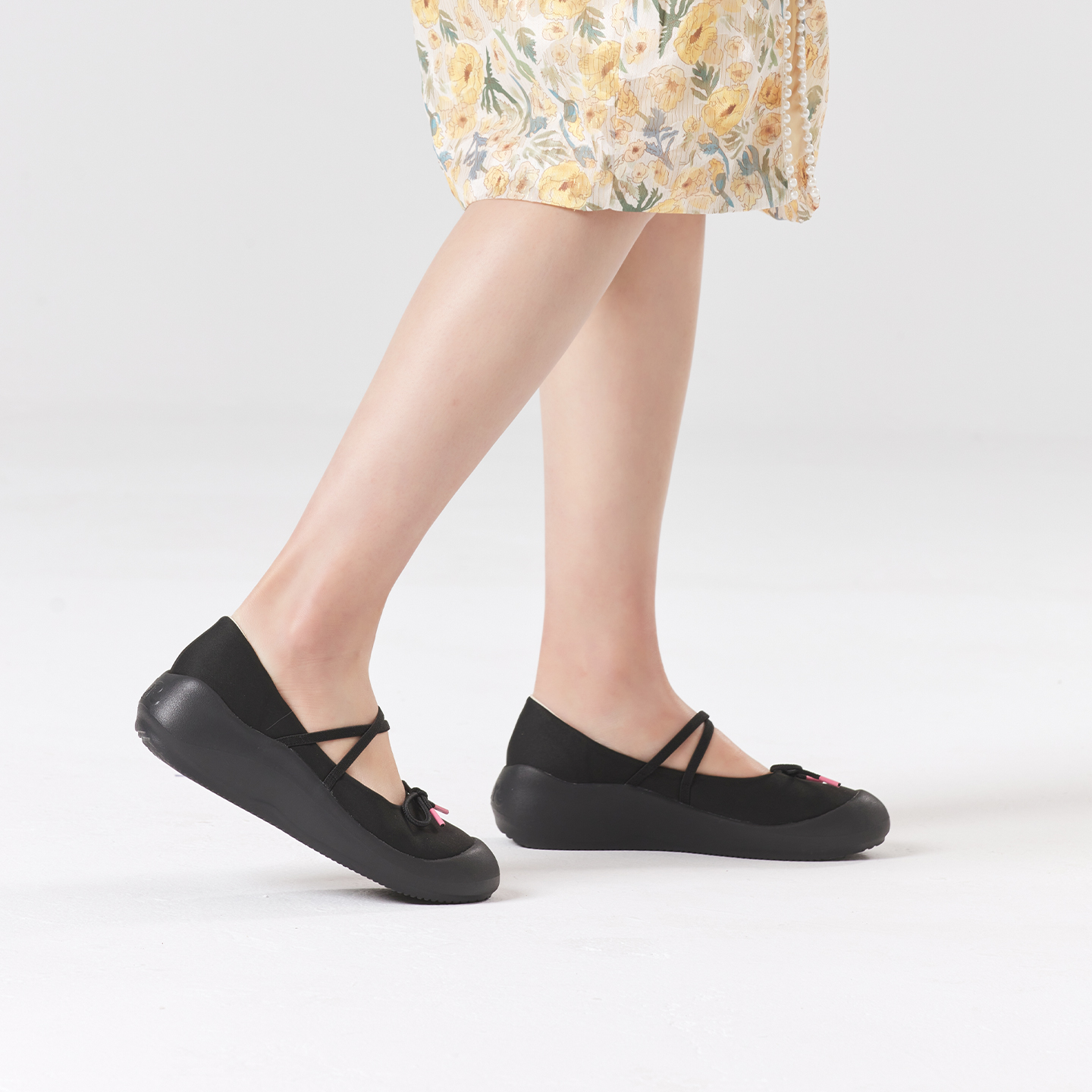 B1012 footwear photo 7