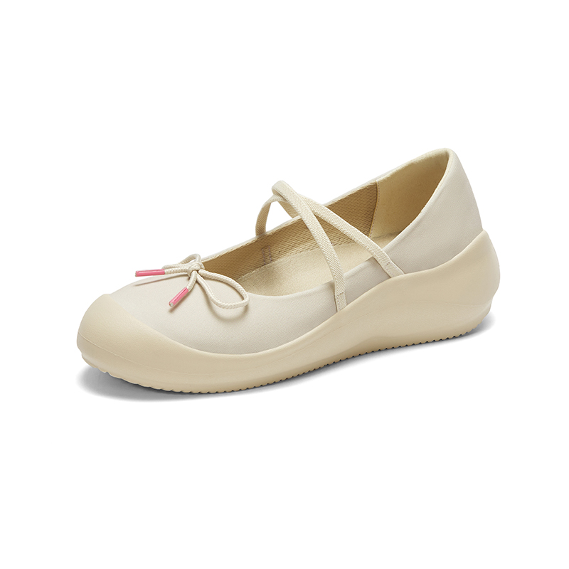 B1012 footwear photo 9