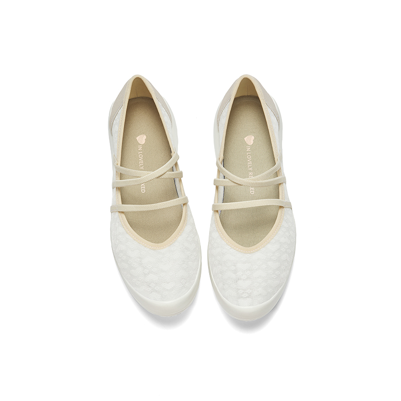 B1013 footwear photo 8