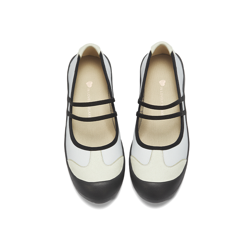 B1015 footwear photo 22