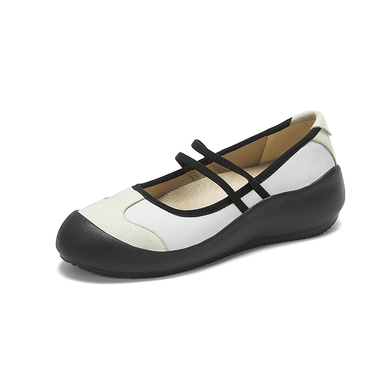B1015 footwear photo 23