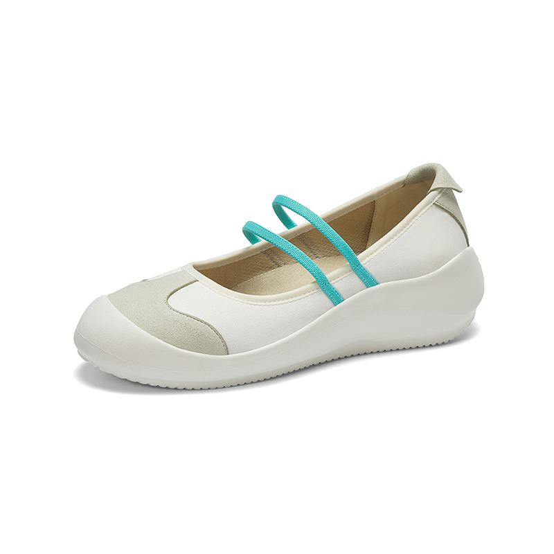 B1015 footwear photo 9