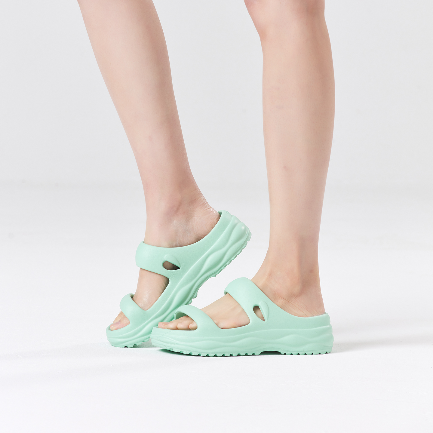 B1016 footwear photo 13