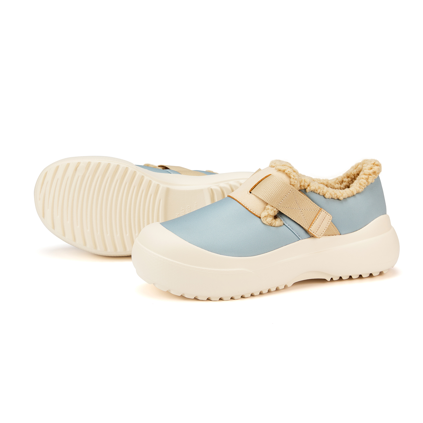 B1201 footwear photo 16