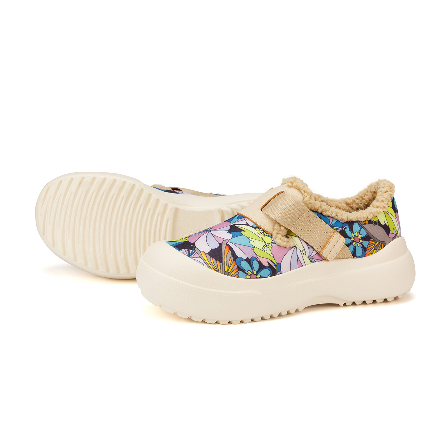 B1201 footwear photo 9