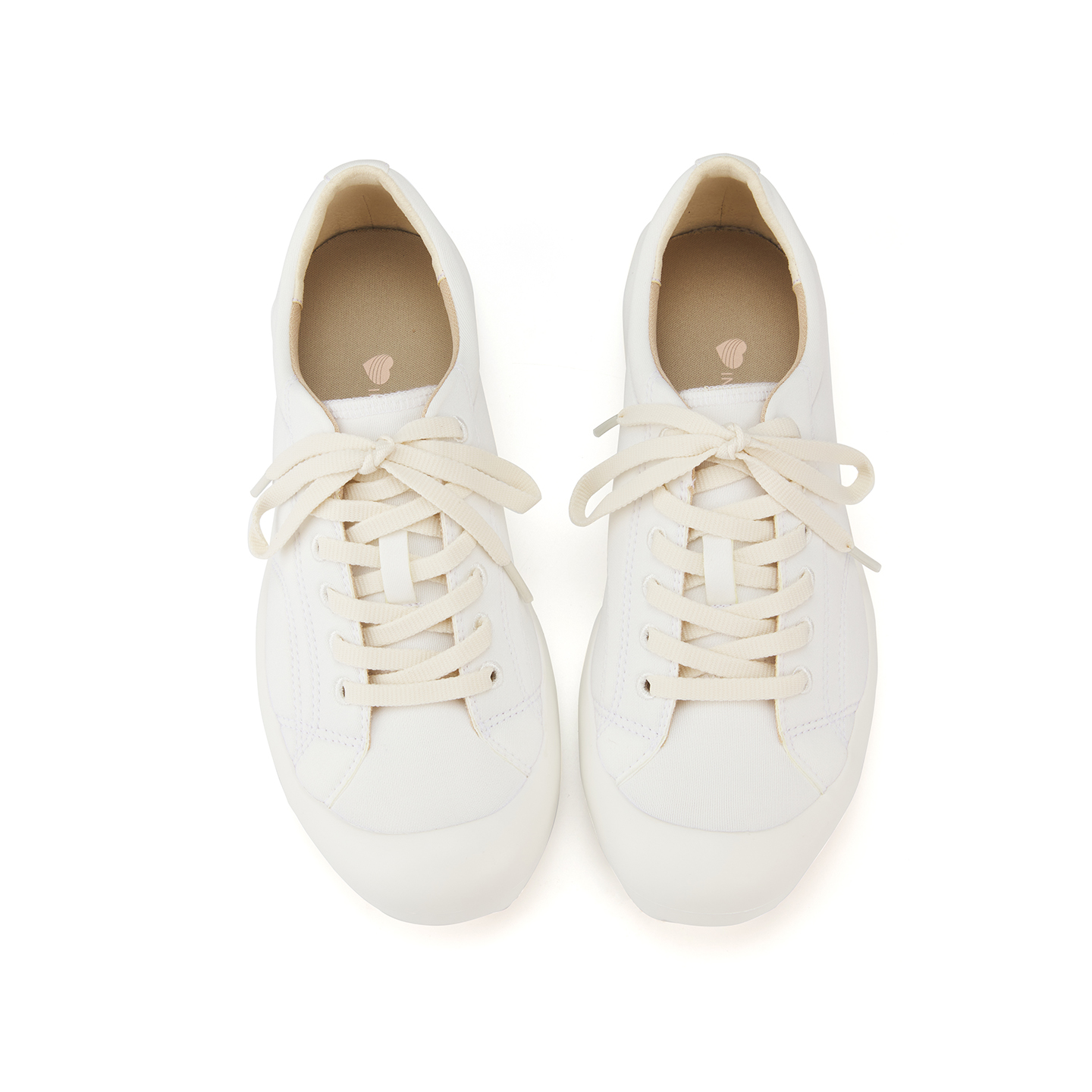 B1204 footwear photo 15
