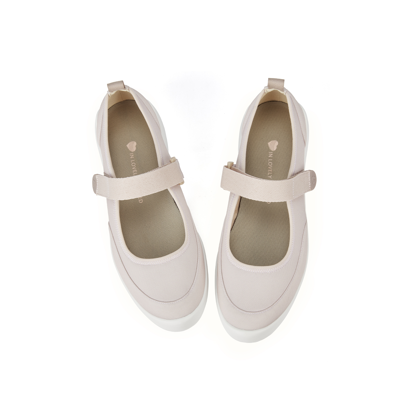 B2003 footwear