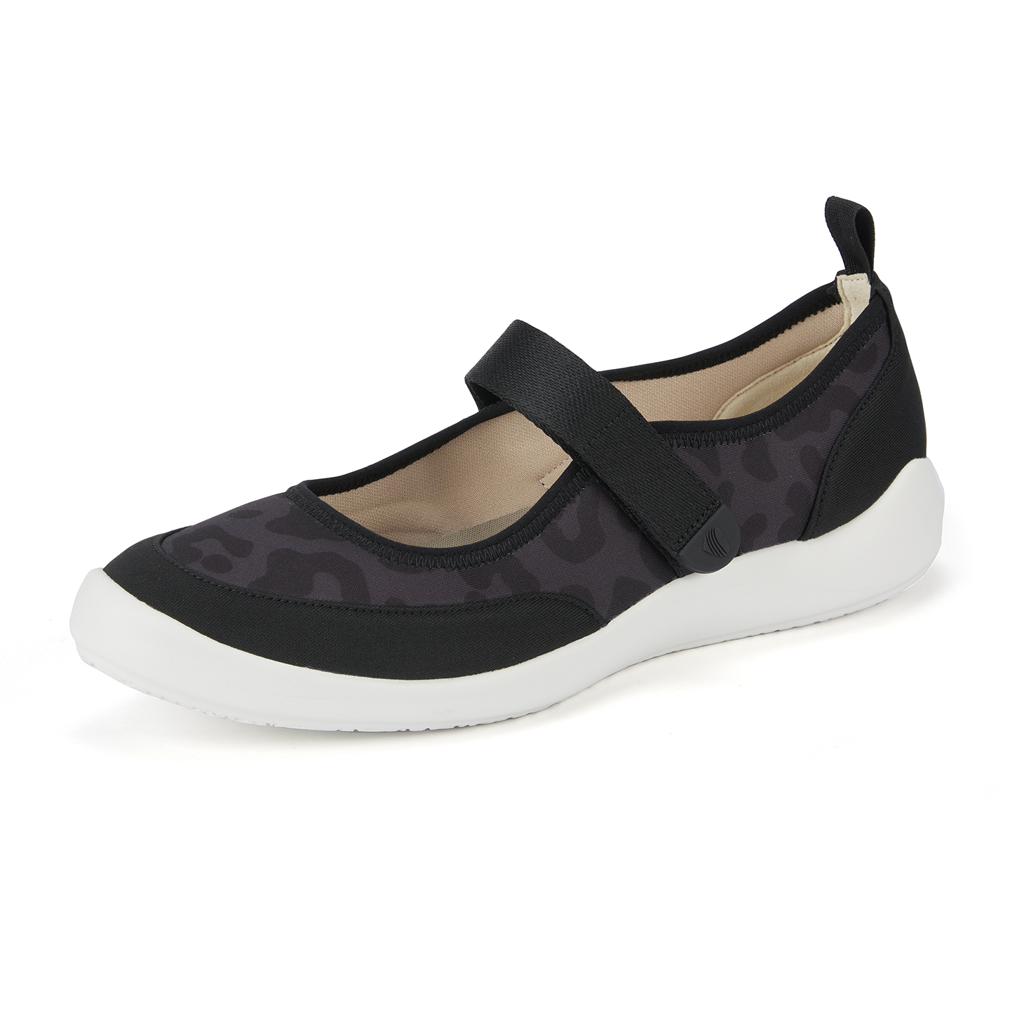 B2003 footwear photo 16