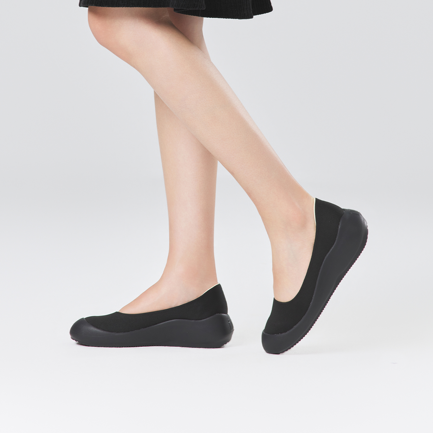 B2006 footwear photo 25