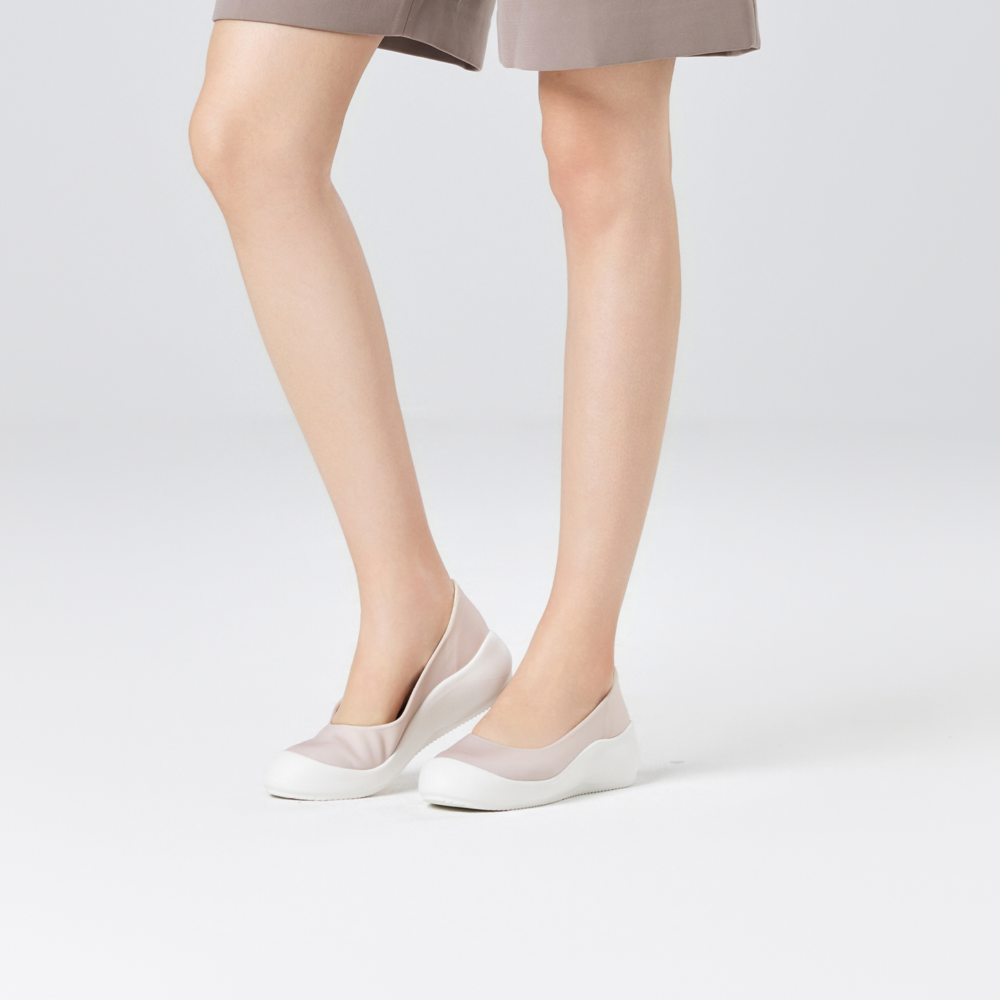 B2006 footwear photo 32