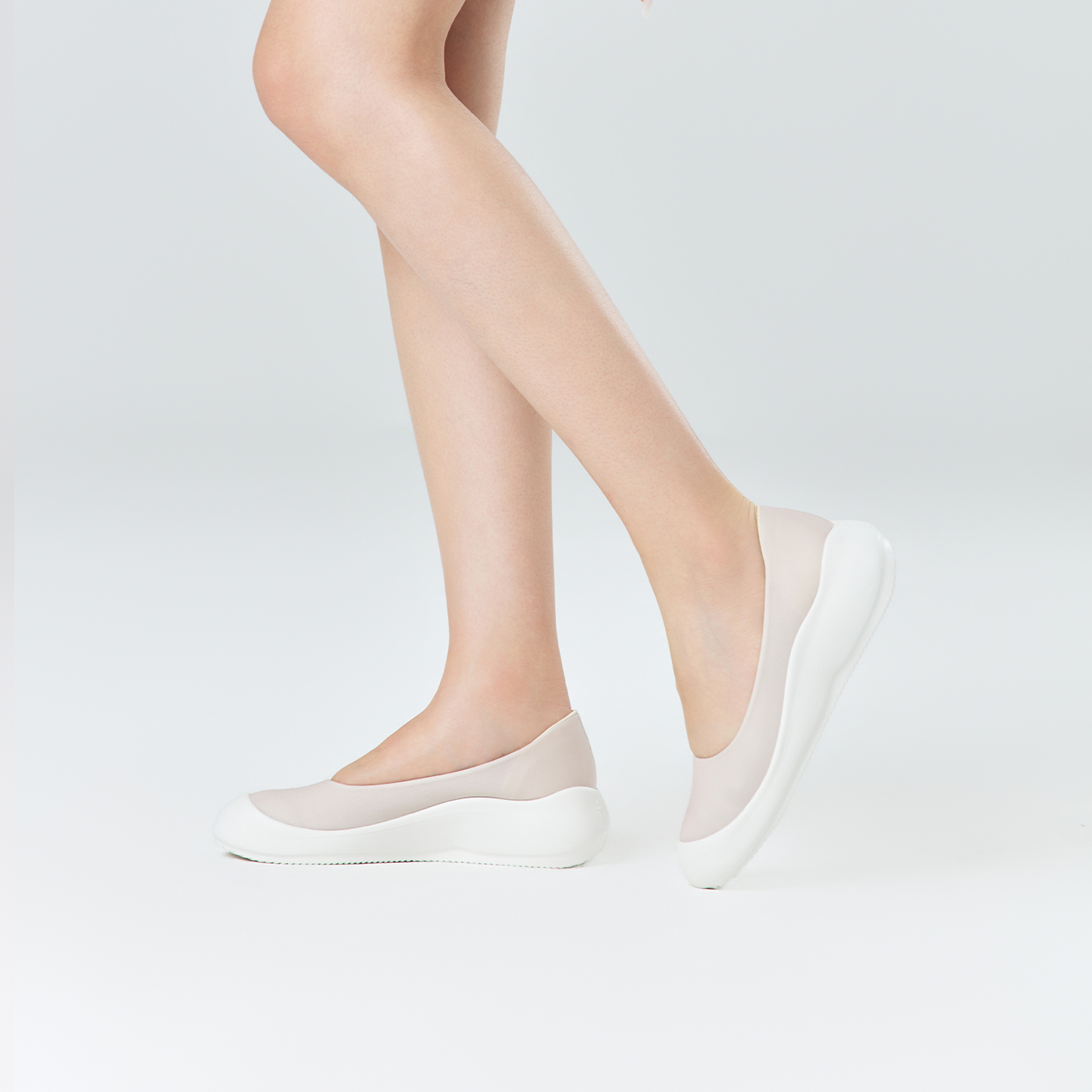 B2006 footwear photo 35