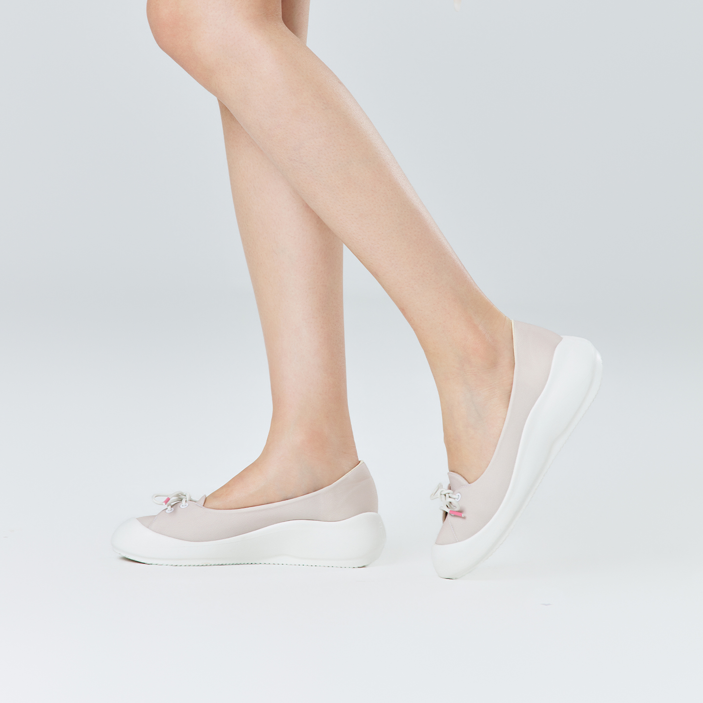 B2007 footwear photo 26