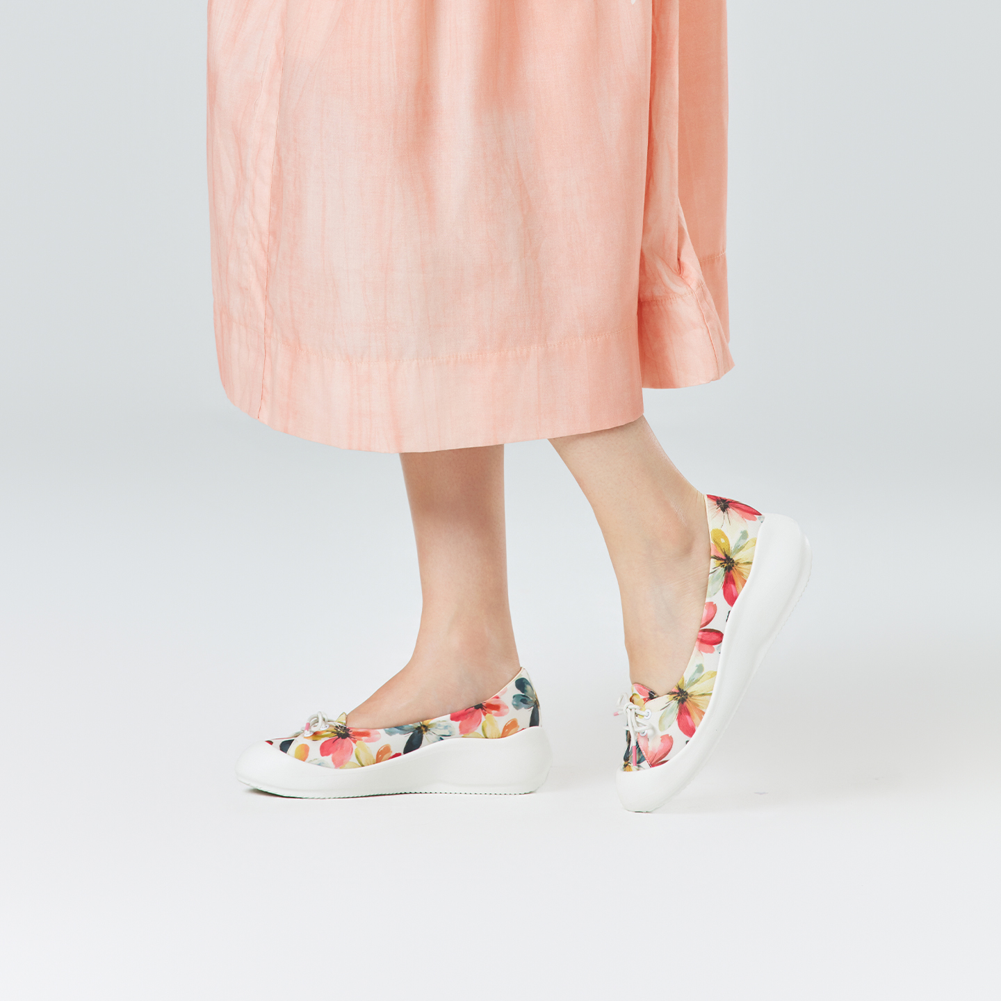 B2007 footwear photo 6