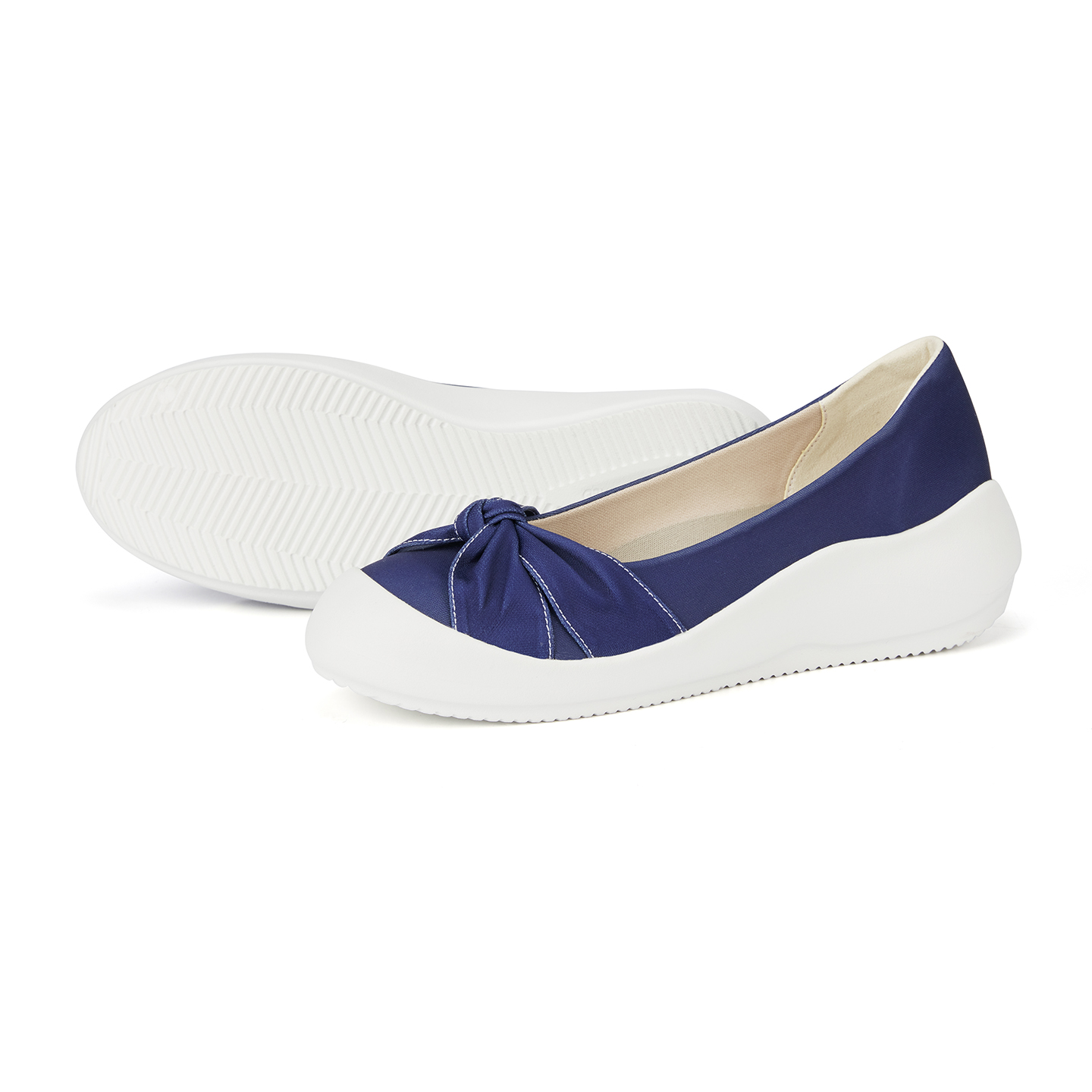 B2009 footwear photo 24