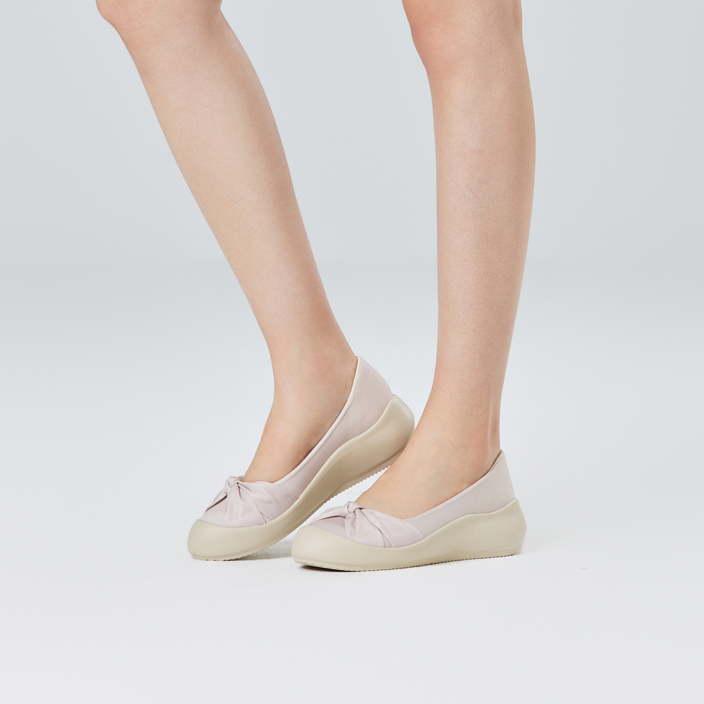 B2009 footwear photo 34