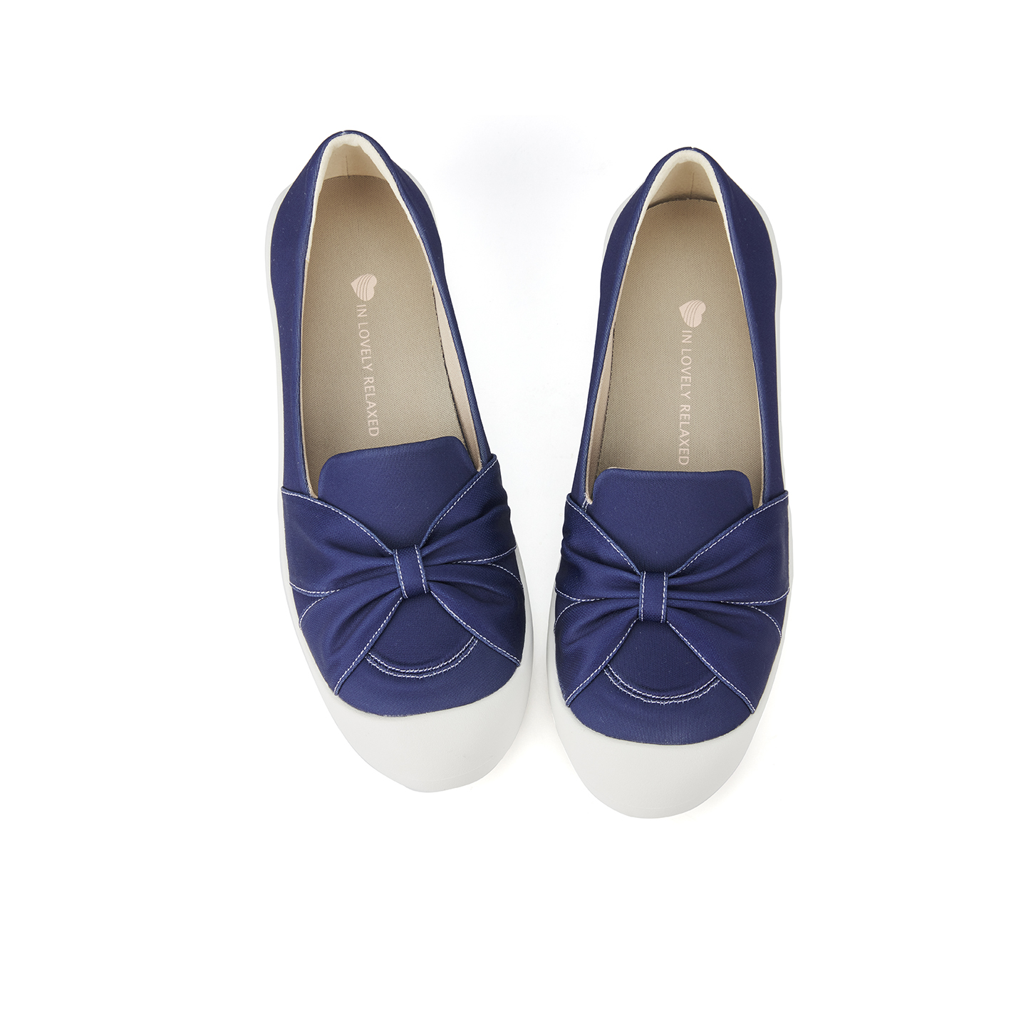 B2010 footwear photo 15