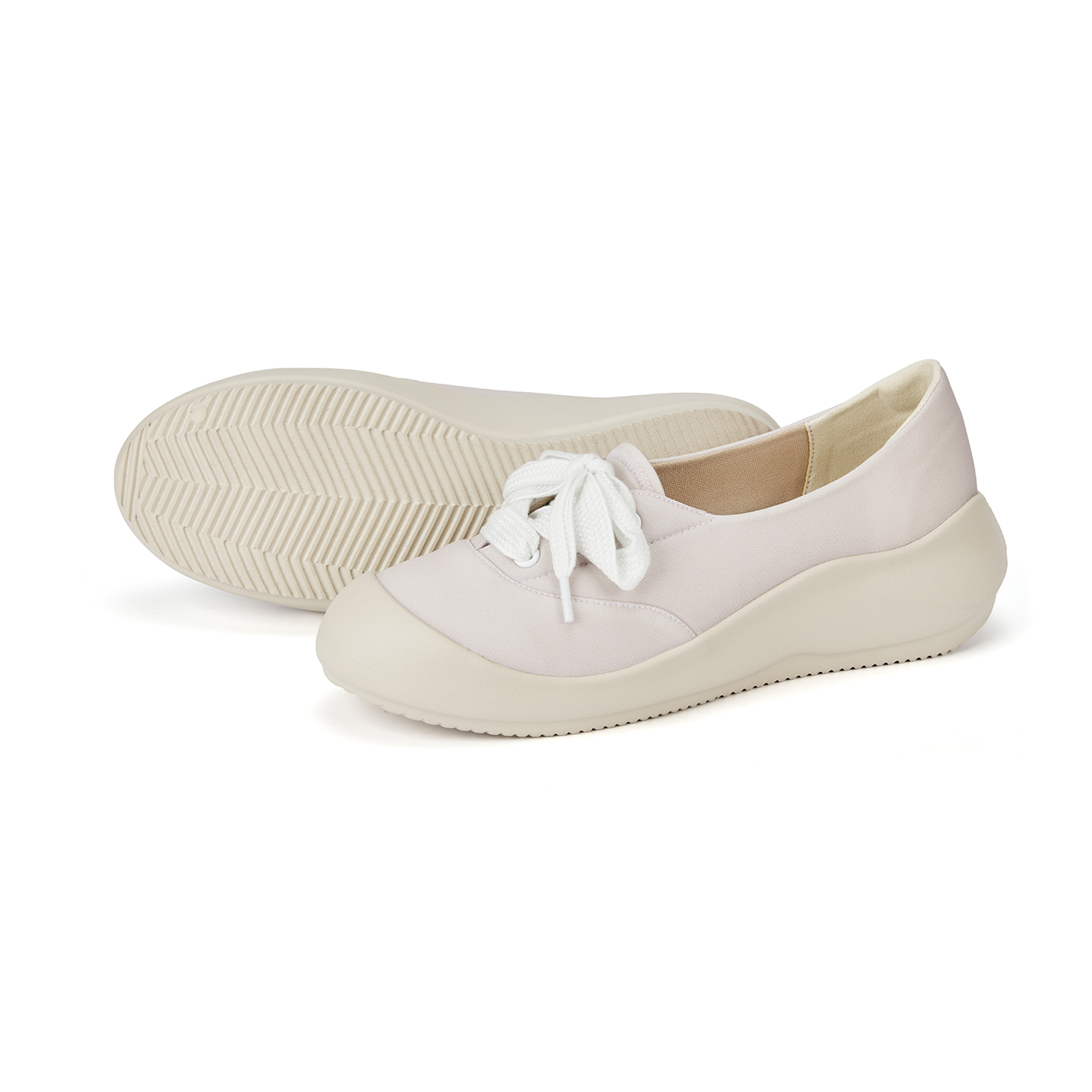 B2011 footwear photo 10