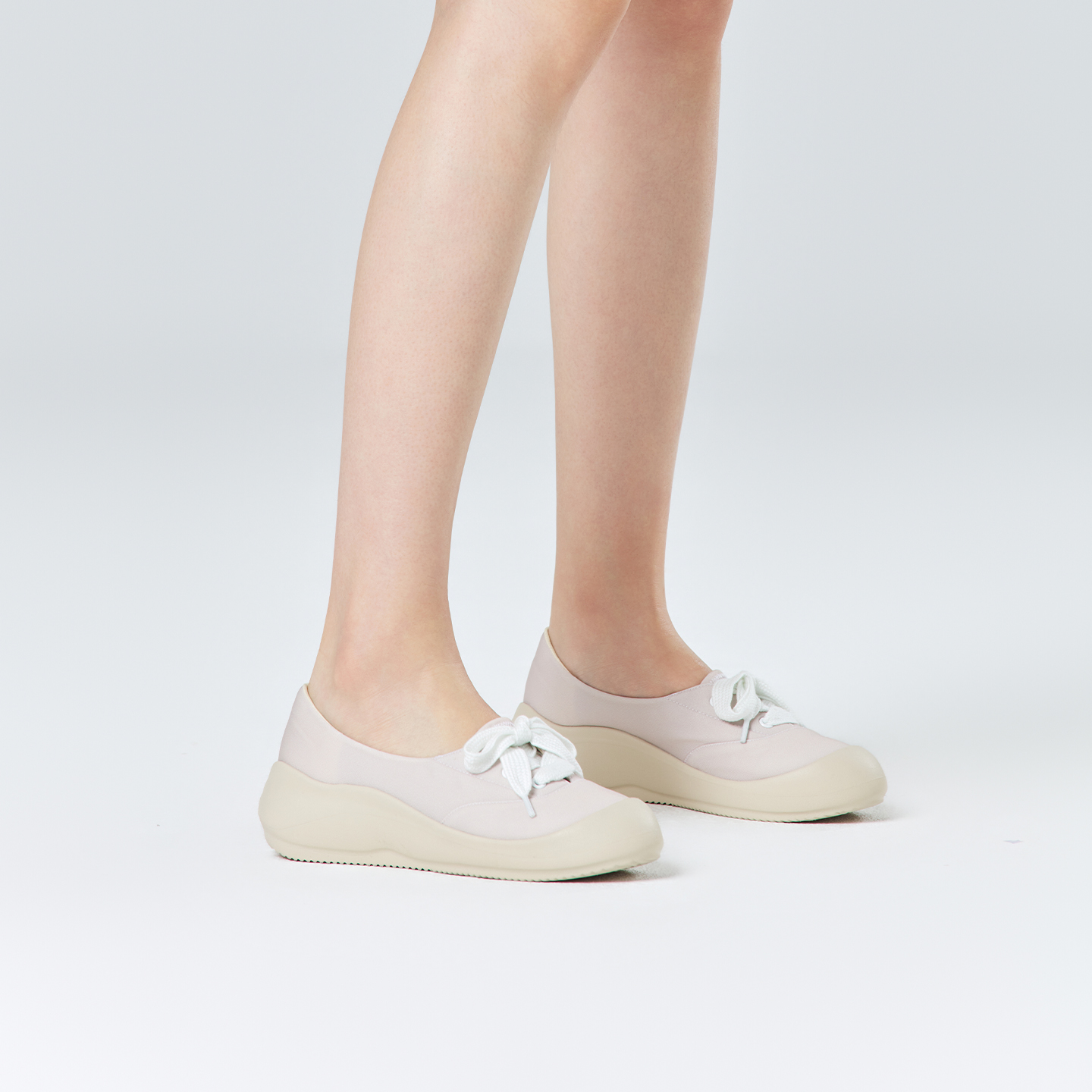 B2011 footwear photo 12