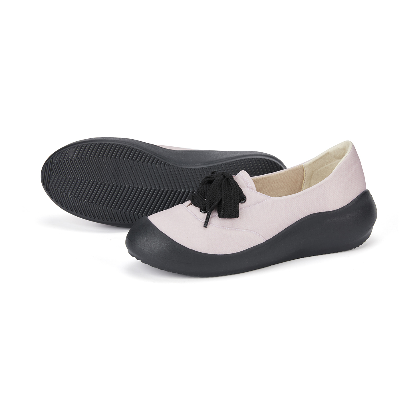 B2011 footwear photo 3