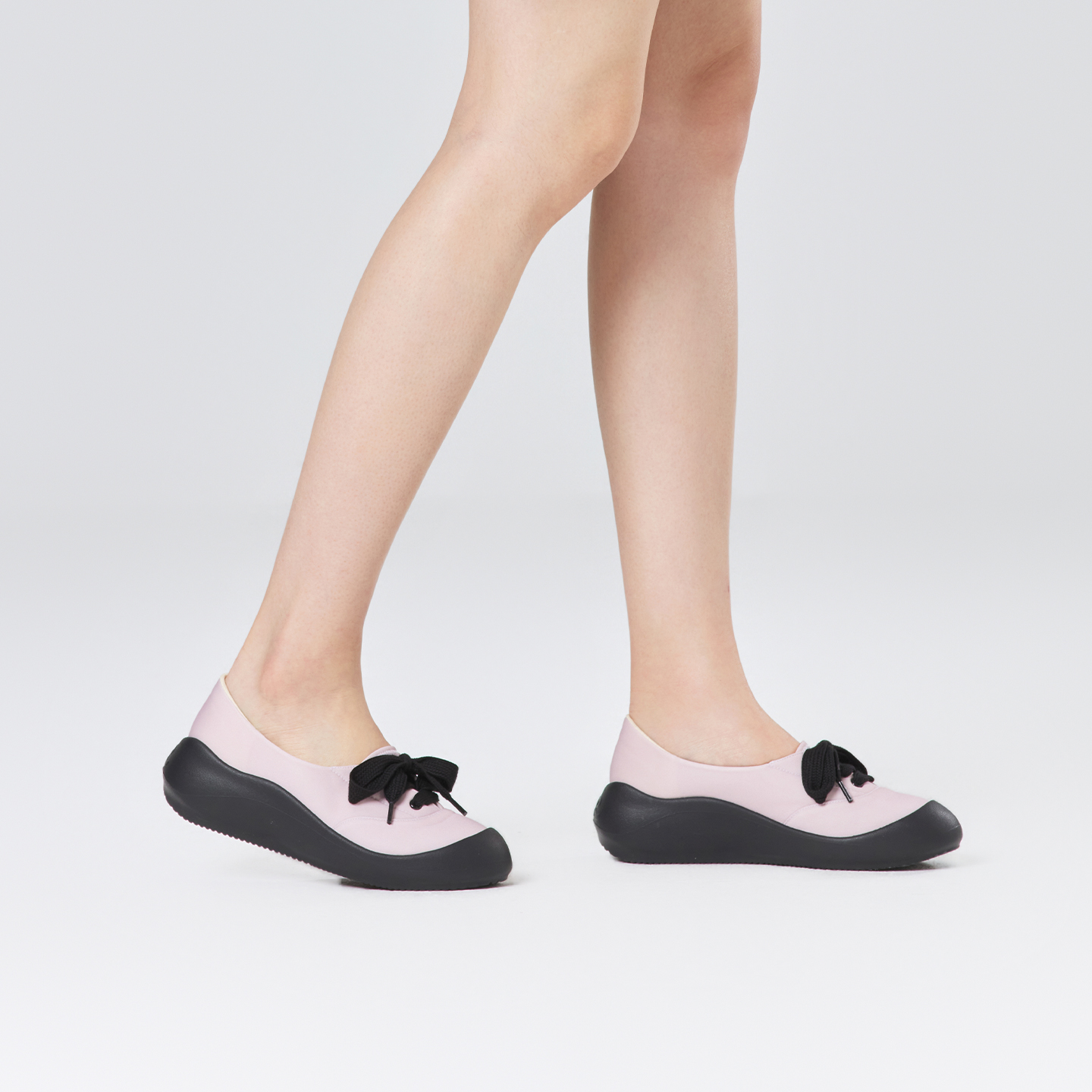 B2011 footwear photo 6