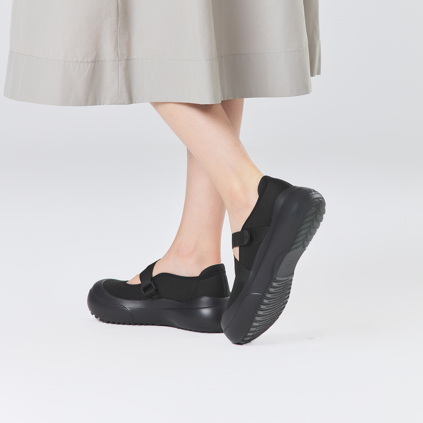 B2013 footwear photo 20