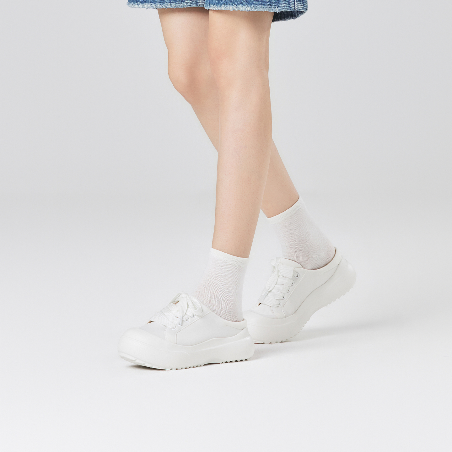 B2014 footwear photo 19