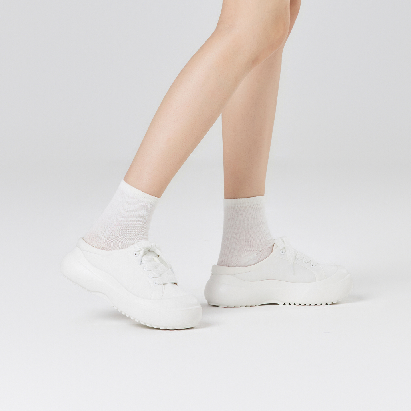 B2014 footwear photo 20