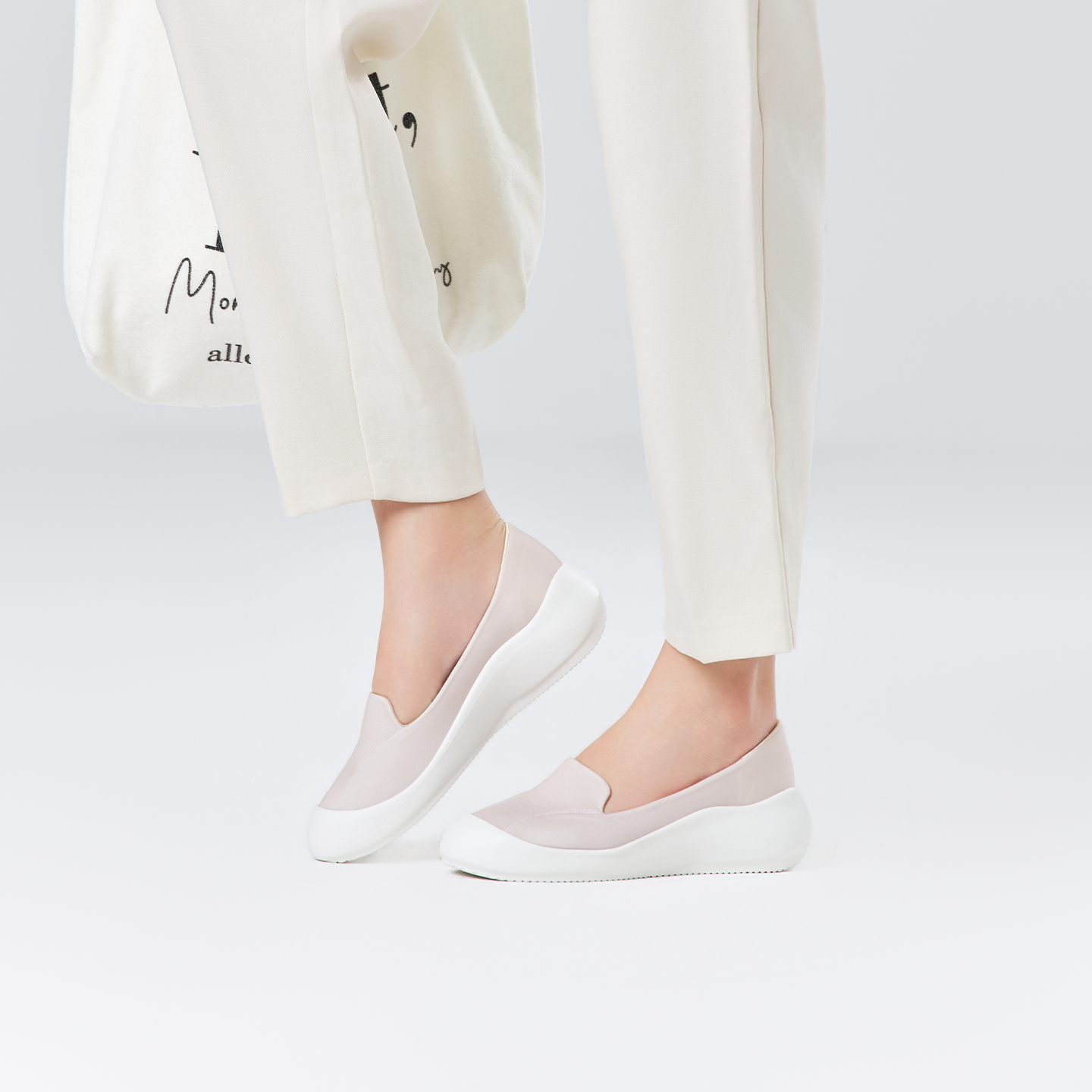 B2016 footwear photo 13